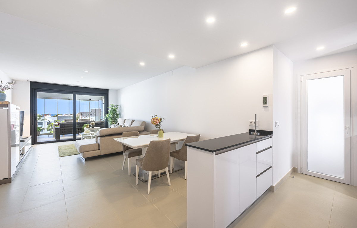3 Bed Apartment for sale in Estepona Costa Del Sol, Málaga, Spain