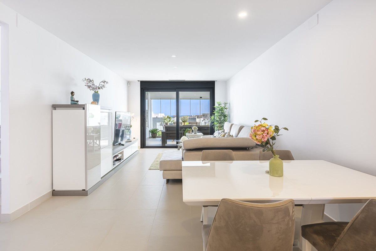3 Bed Apartment for sale in Estepona Costa Del Sol, Málaga, Spain