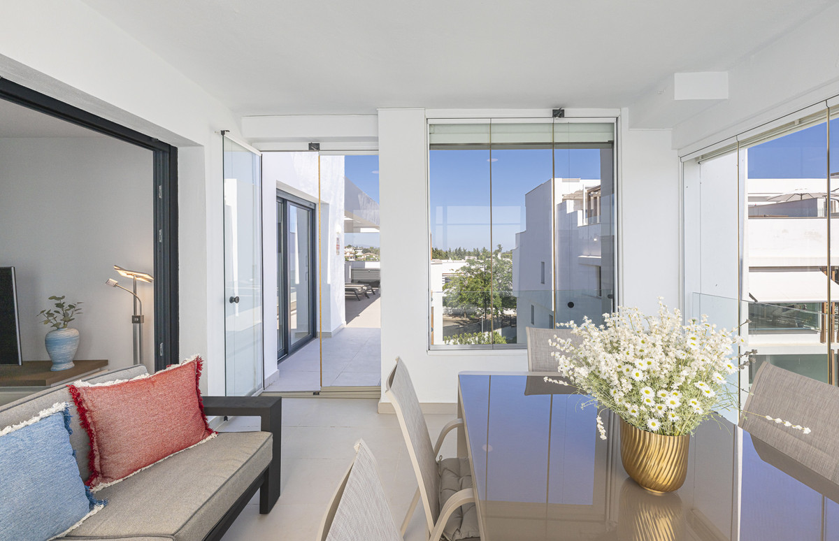 3 Bed Apartment for sale in Estepona Costa Del Sol, Málaga, Spain