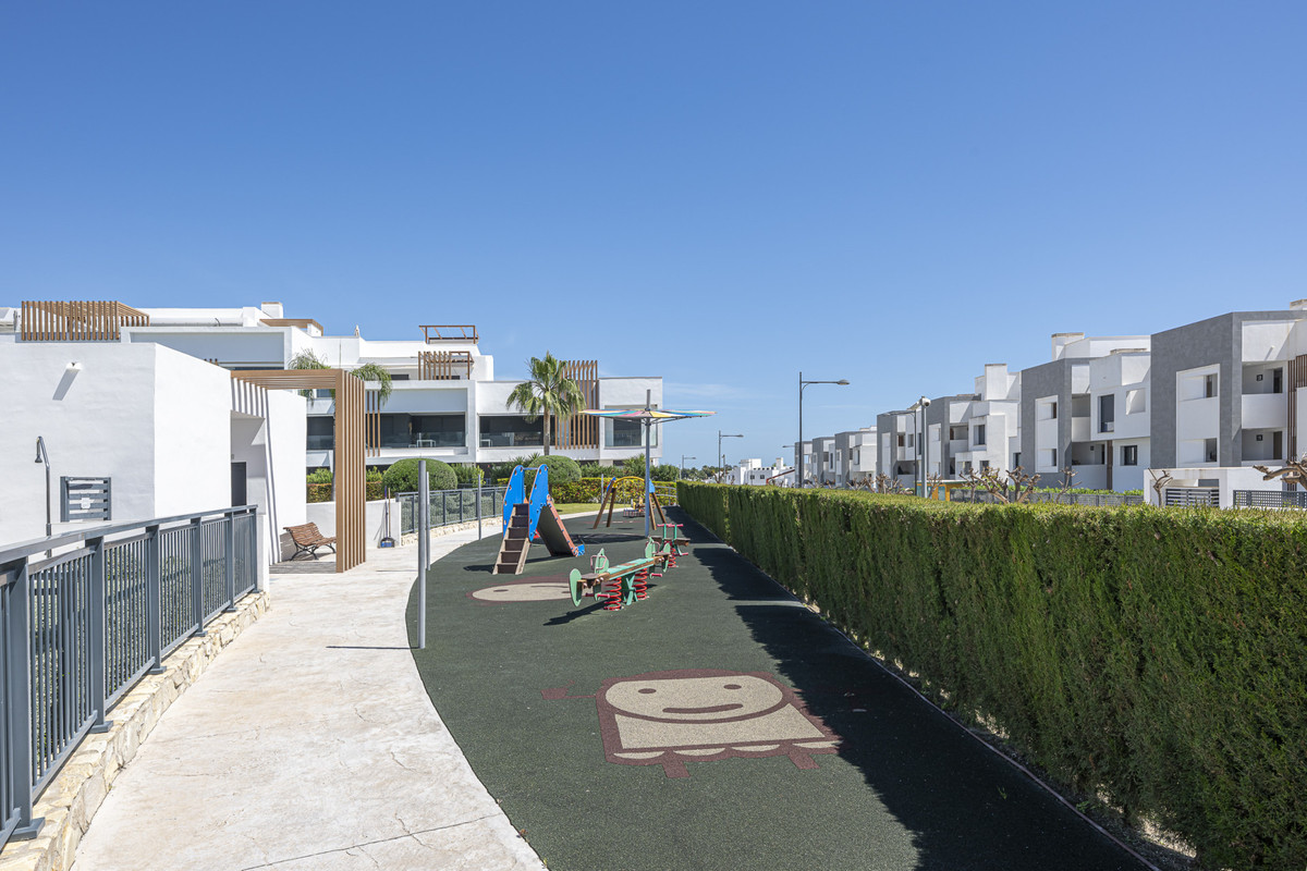 3 Bed Apartment for sale in Estepona Costa Del Sol, Málaga, Spain