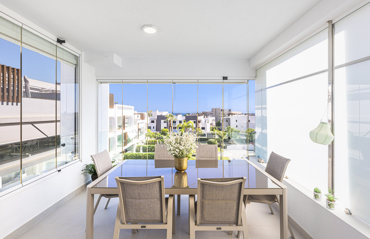 3 Bed Apartment for sale in Estepona Costa Del Sol, Málaga, Spain