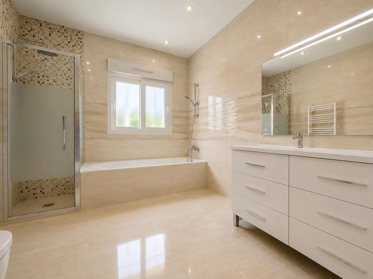 12 Bed Townhouse for sale in Cabo Roig Costa Blanca, Alicante, Spain