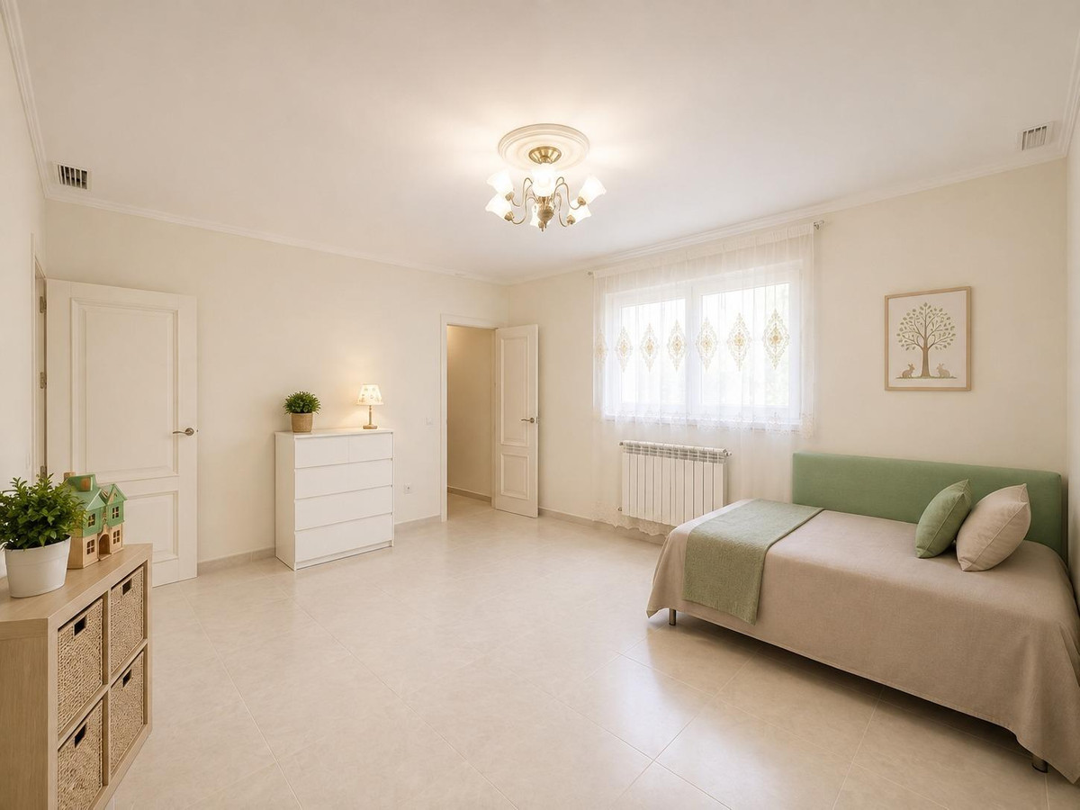 12 Bed Townhouse for sale in Cabo Roig Costa Blanca, Alicante, Spain