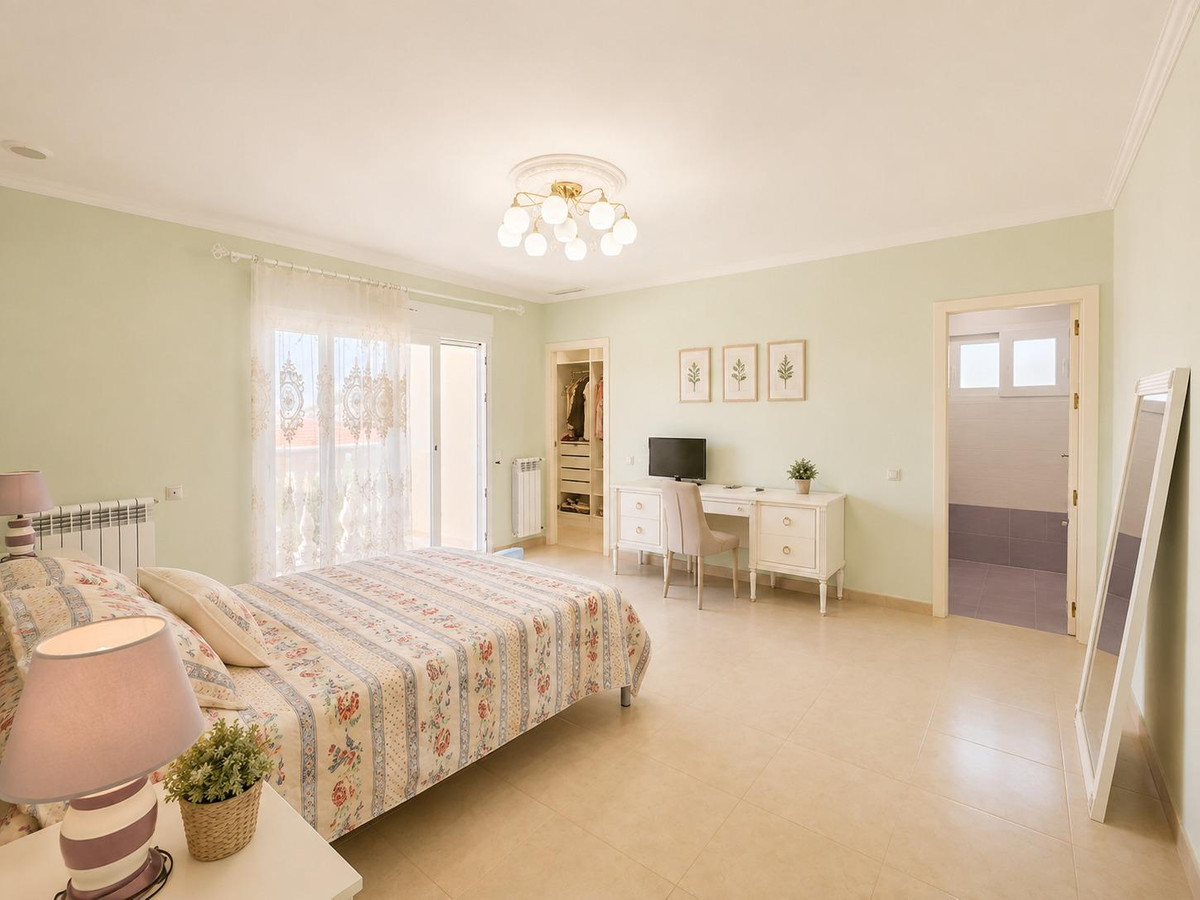 12 Bed Townhouse for sale in Cabo Roig Costa Blanca, Alicante, Spain