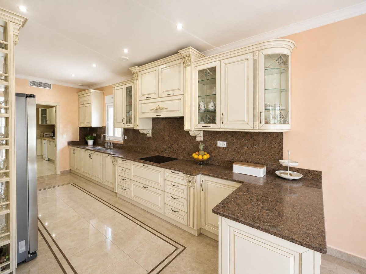12 Bed Townhouse for sale in Cabo Roig Costa Blanca, Alicante, Spain
