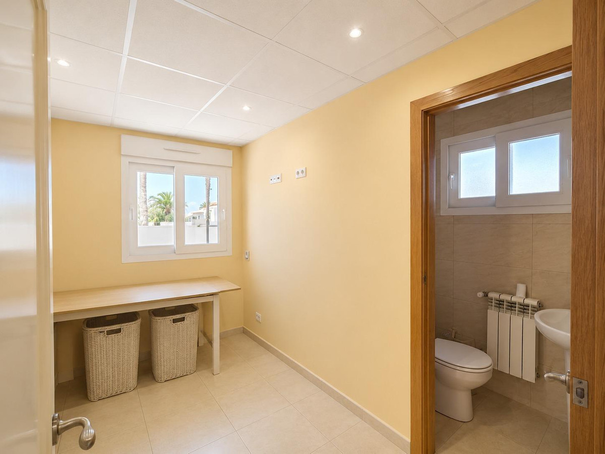 12 Bed Townhouse for sale in Cabo Roig Costa Blanca, Alicante, Spain