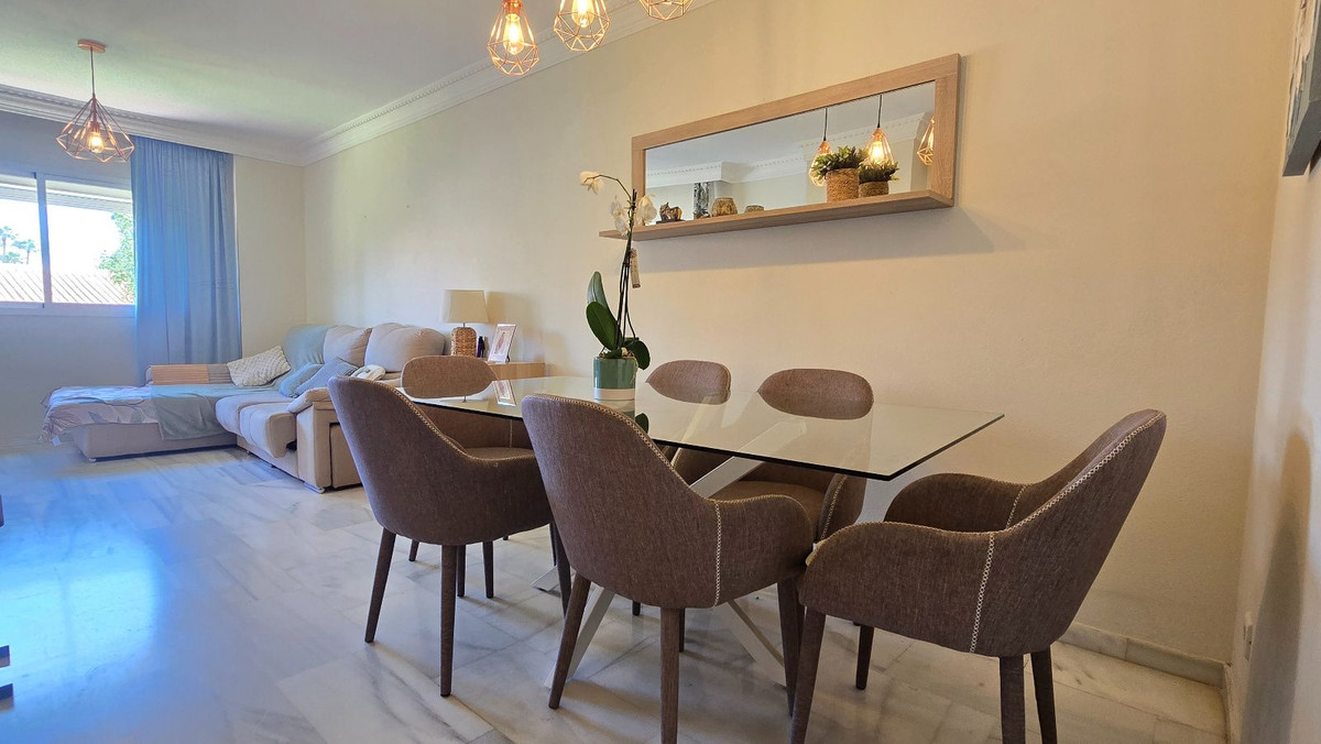 Se vende Apartamento Planta Baja de 3 dormitorios en Costa Del Sol, Málaga, España