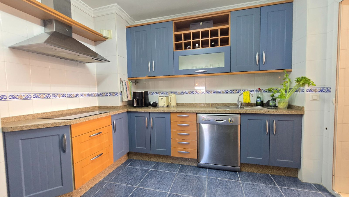 Se vende Apartamento Planta Baja de 3 dormitorios en Costa Del Sol, Málaga, España