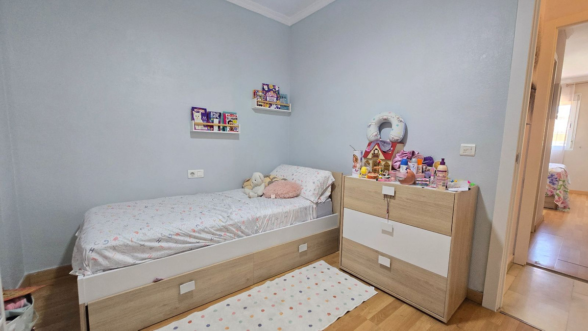 Se vende Apartamento Planta Baja de 3 dormitorios en Costa Del Sol, Málaga, España