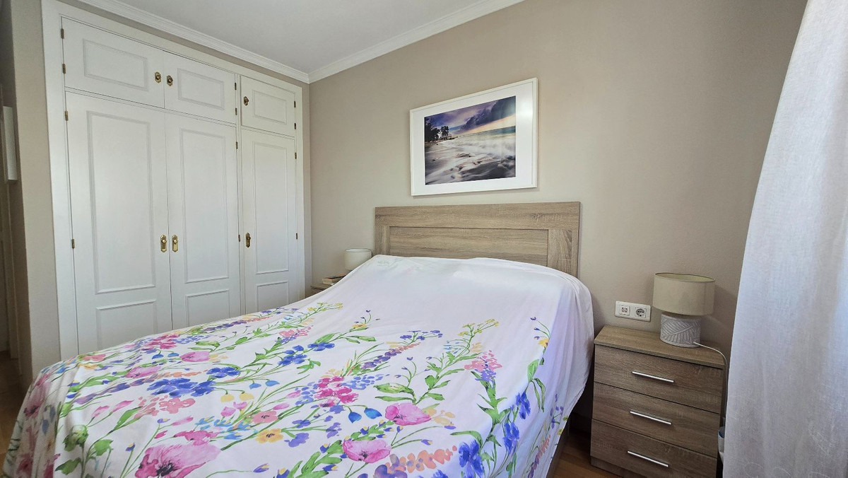 Se vende Apartamento Planta Baja de 3 dormitorios en Costa Del Sol, Málaga, España