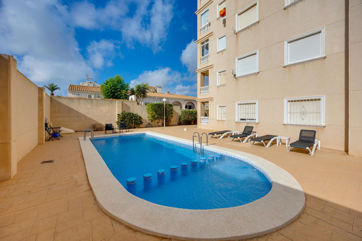 2 Bed Apartment for sale in Torrevieja Costa Blanca, Alicante, Spain