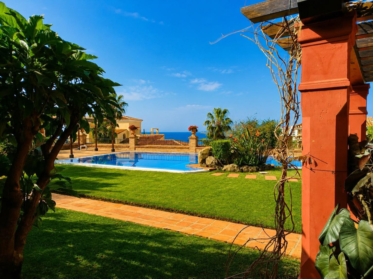 8 Bed Townhouse for sale in Torrequebrada Costa Del Sol, Málaga, Spain