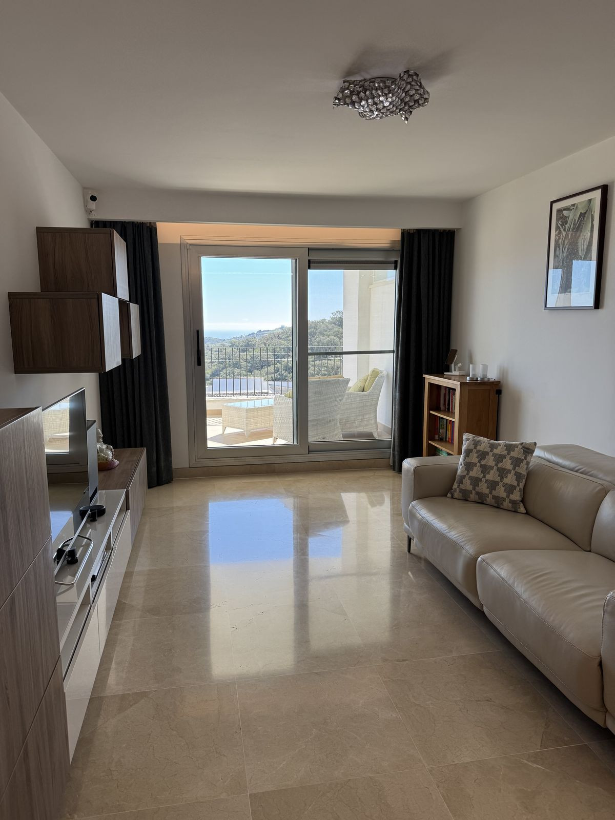 Se vende Apartamento Planta Media de 3 dormitorios en Costa Del Sol, Málaga, España