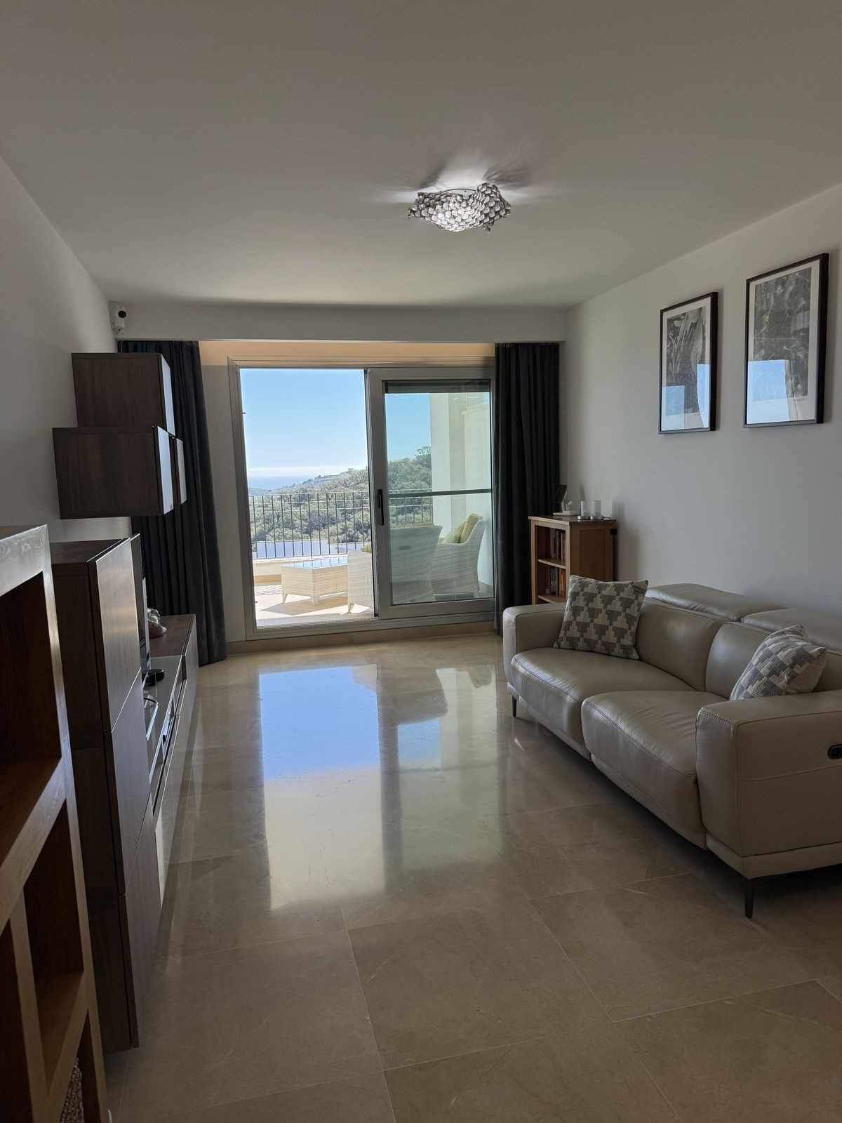 Se vende Apartamento Planta Media de 3 dormitorios en Costa Del Sol, Málaga, España