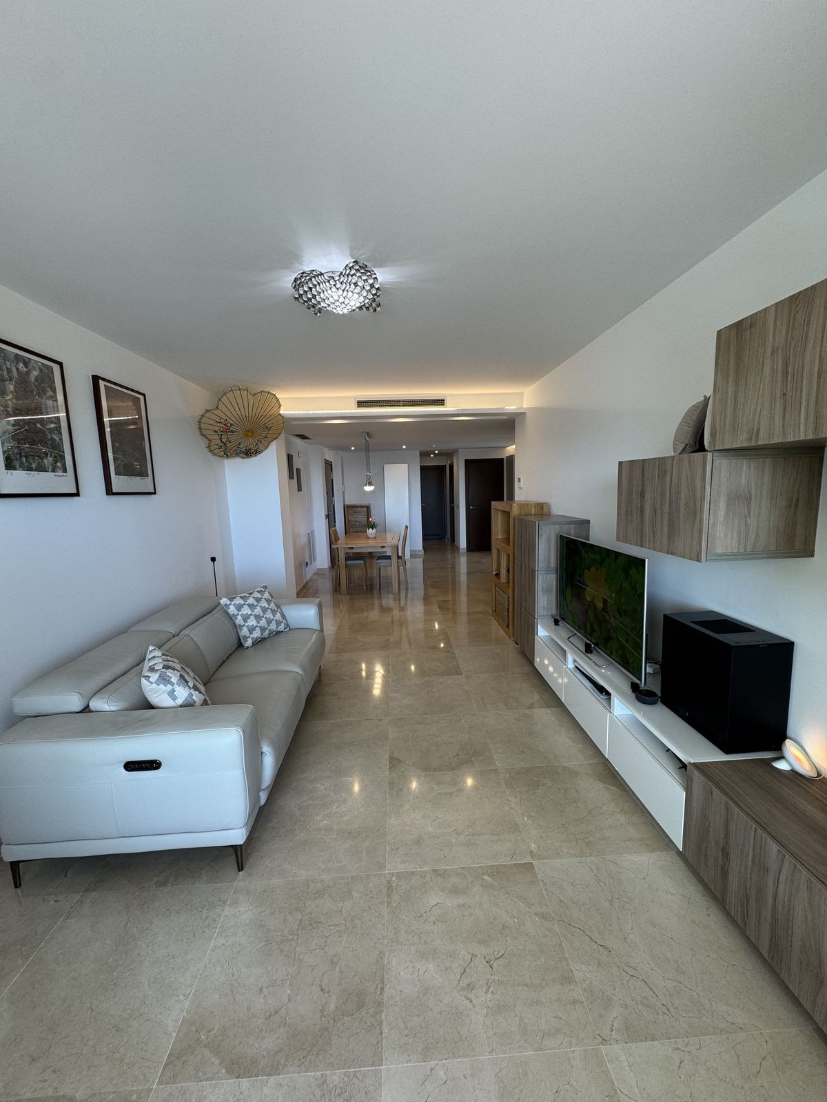 Se vende Apartamento Planta Media de 3 dormitorios en Costa Del Sol, Málaga, España