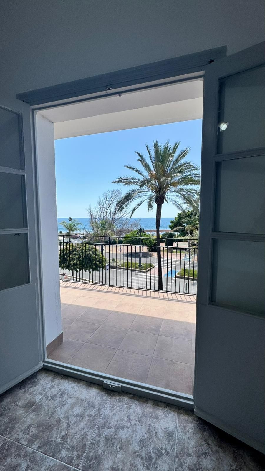 Se vende Apartamento Planta Media de 3 dormitorios en Costa Del Sol, Málaga, España