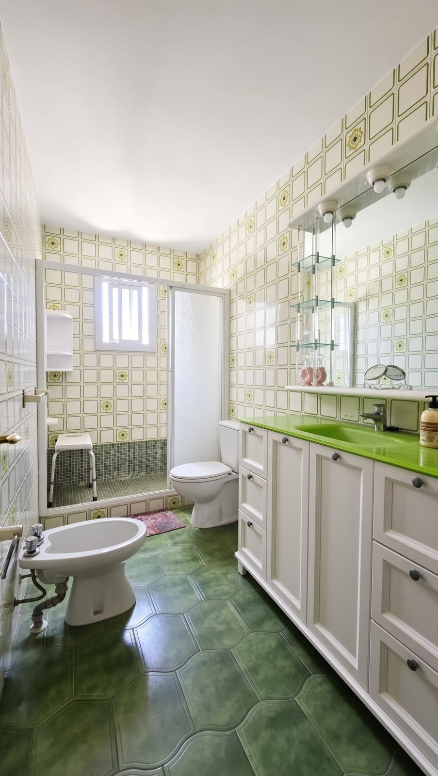 Se vende Apartamento Planta Media de 3 dormitorios en Costa Del Sol, Málaga, España