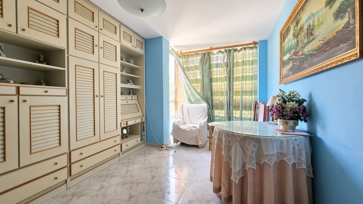 Se vende Apartamento Planta Media de 3 dormitorios en Costa Del Sol, Málaga, España
