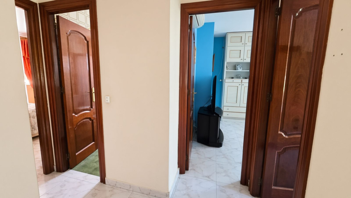 Se vende Apartamento Planta Media de 3 dormitorios en Costa Del Sol, Málaga, España