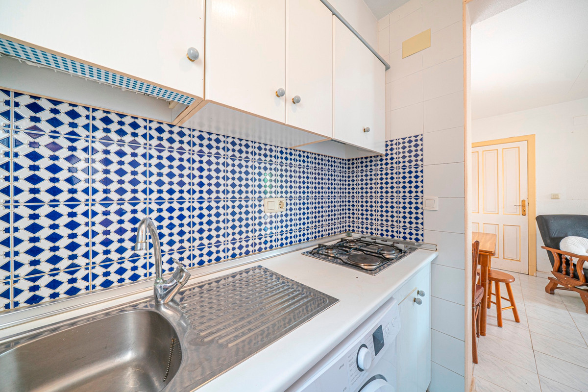 2 Bed Apartment for sale in Torrevieja Costa Blanca, Alicante, Spain