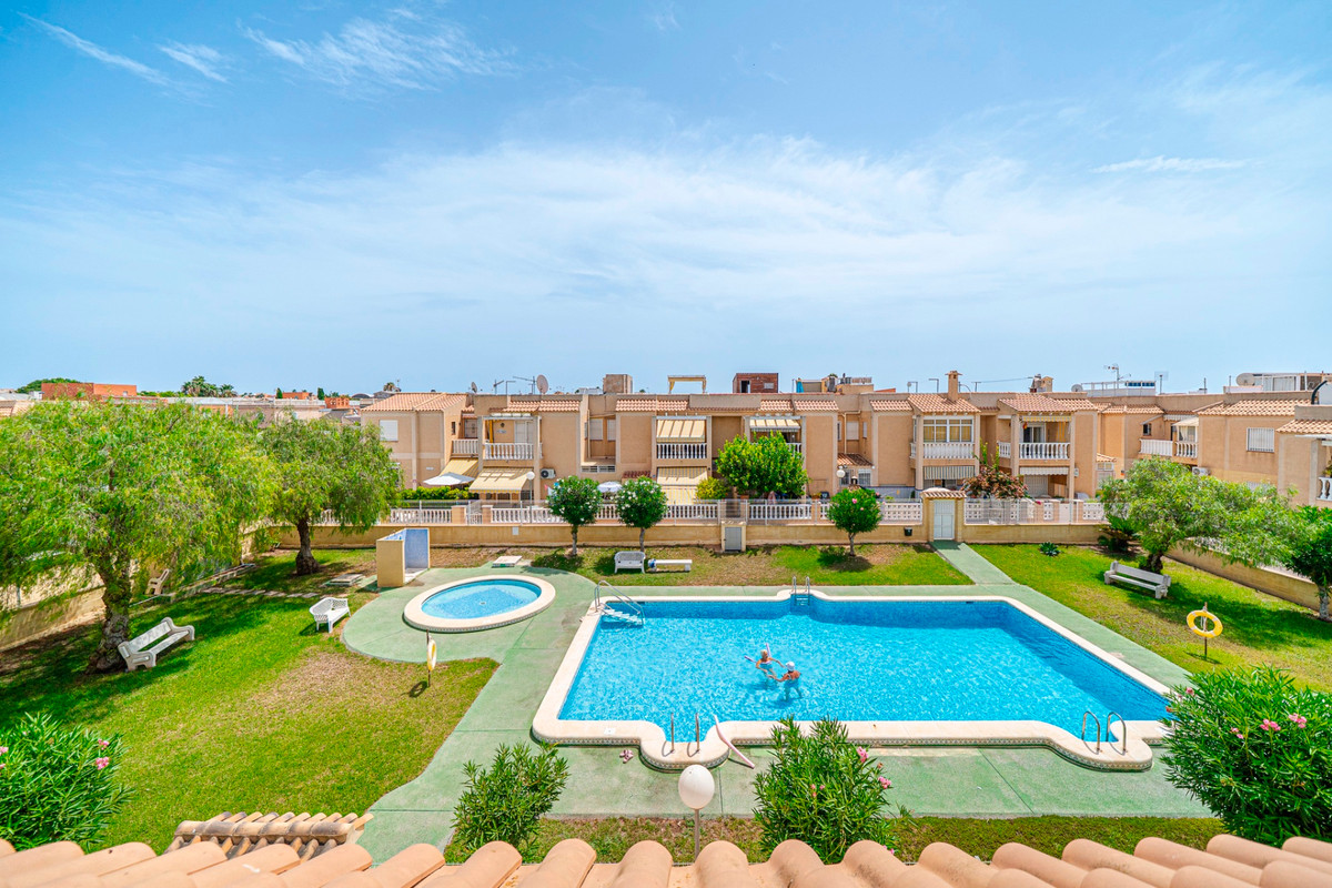 2 Bed Apartment for sale in Torrevieja Costa Blanca, Alicante, Spain