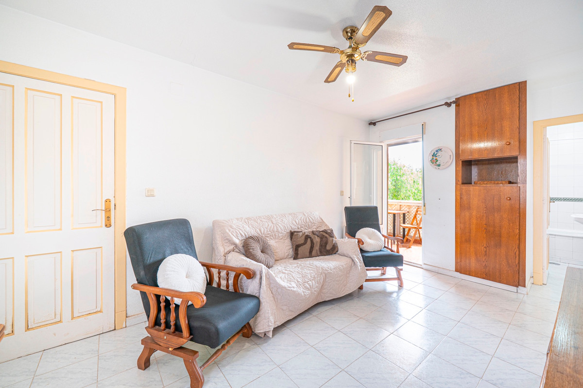 2 Bed Apartment for sale in Torrevieja Costa Blanca, Alicante, Spain