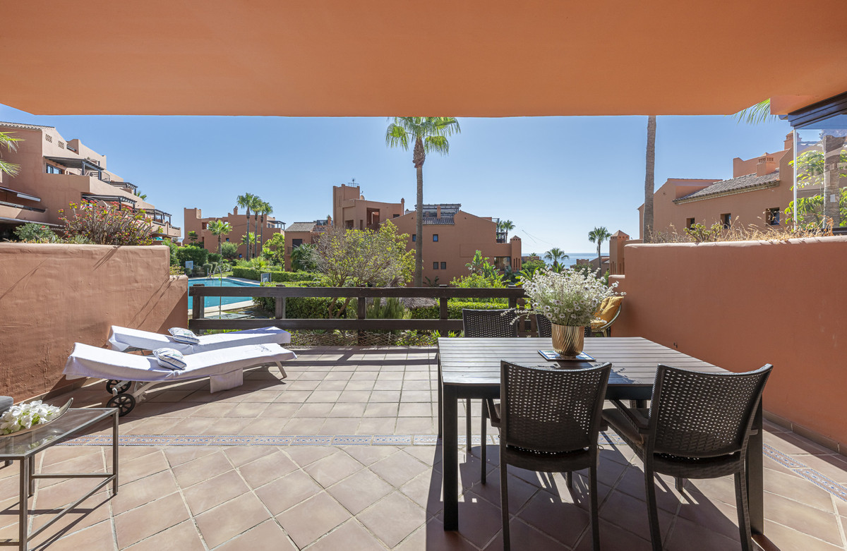 Se vende Apartamento Planta Baja de 2 dormitorios en Costa Del Sol, Málaga, España