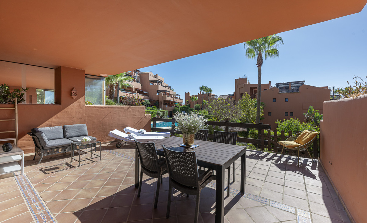 Se vende Apartamento Planta Baja de 2 dormitorios en Costa Del Sol, Málaga, España