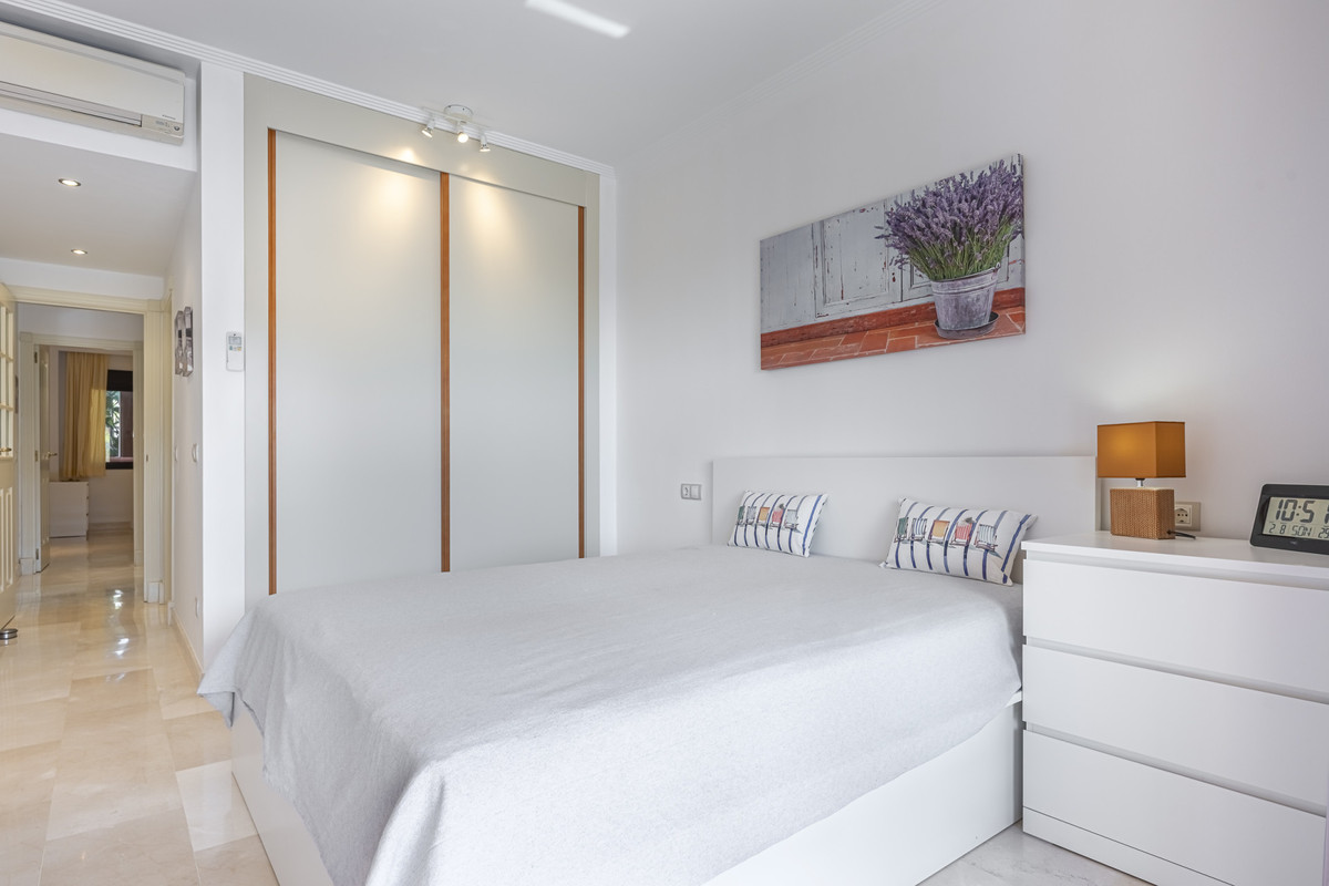 Se vende Apartamento Planta Baja de 2 dormitorios en Costa Del Sol, Málaga, España