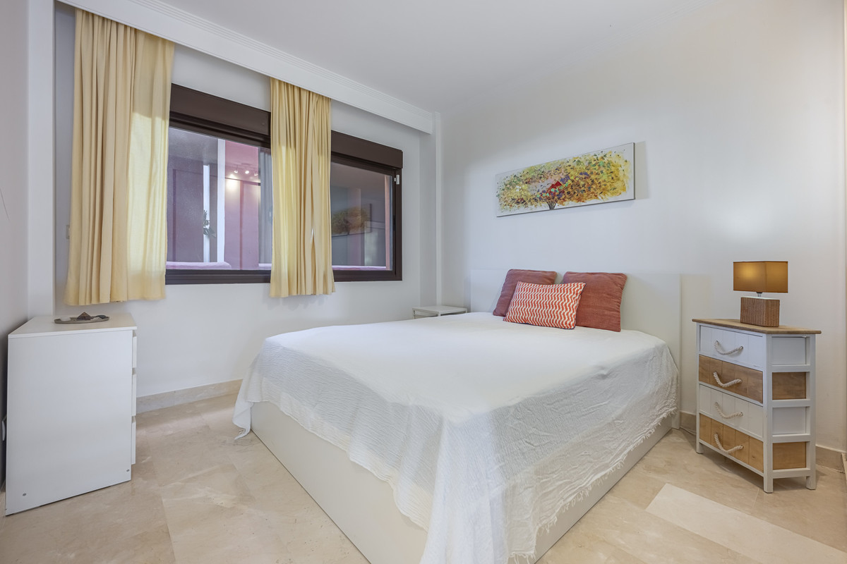Se vende Apartamento Planta Baja de 2 dormitorios en Costa Del Sol, Málaga, España