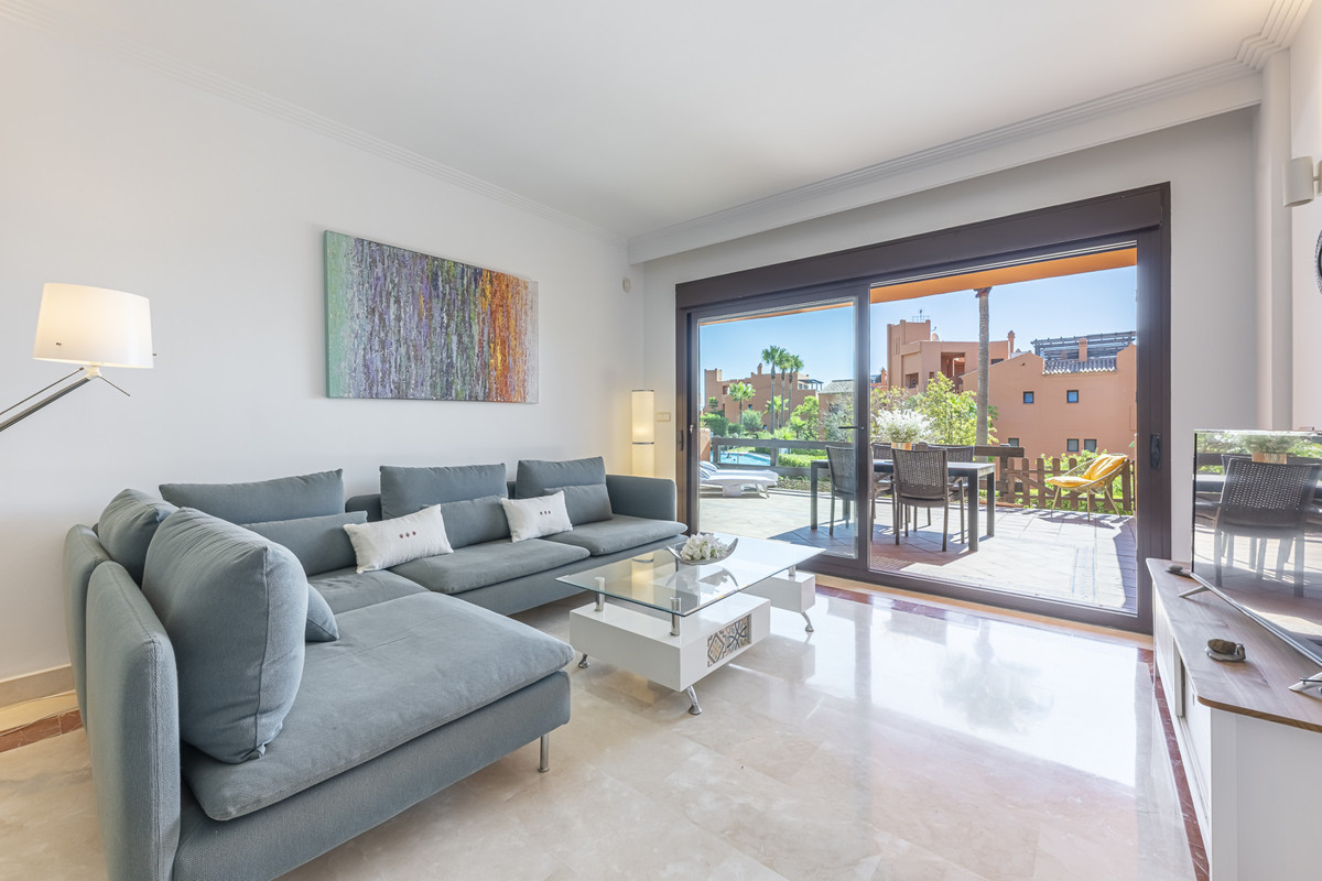 Se vende Apartamento Planta Baja de 2 dormitorios en Costa Del Sol, Málaga, España
