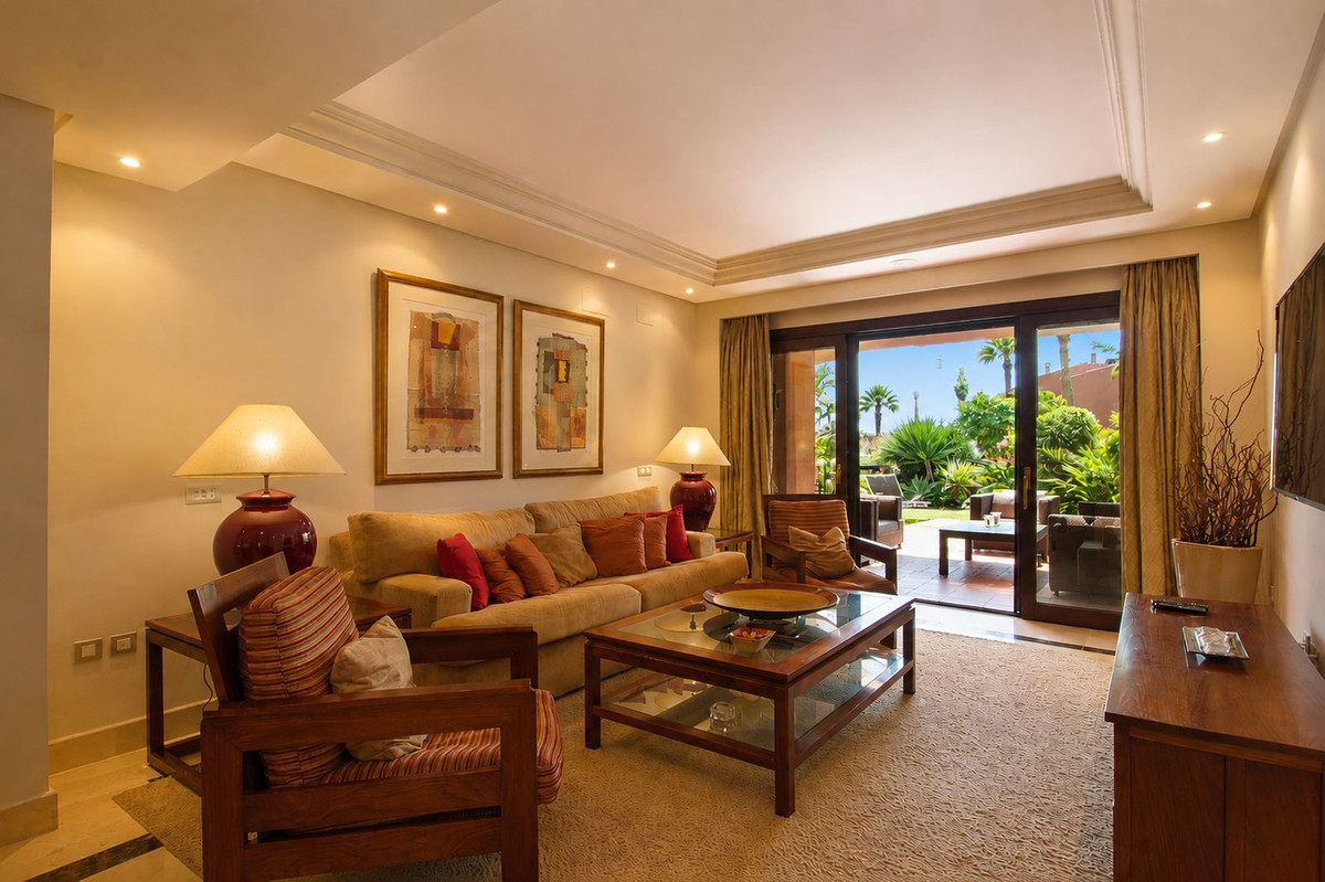 Se vende Apartamento Planta Baja de 2 dormitorios en Costa Del Sol, Málaga, España