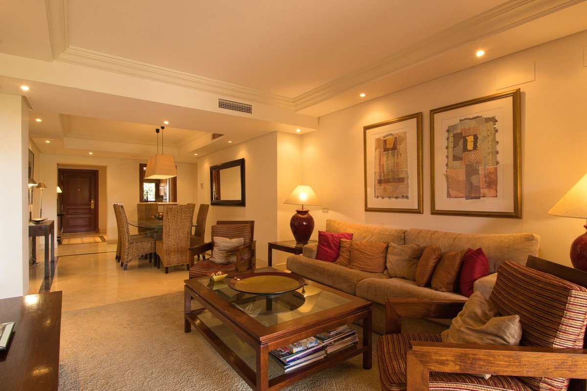 Se vende Apartamento Planta Baja de 2 dormitorios en Costa Del Sol, Málaga, España
