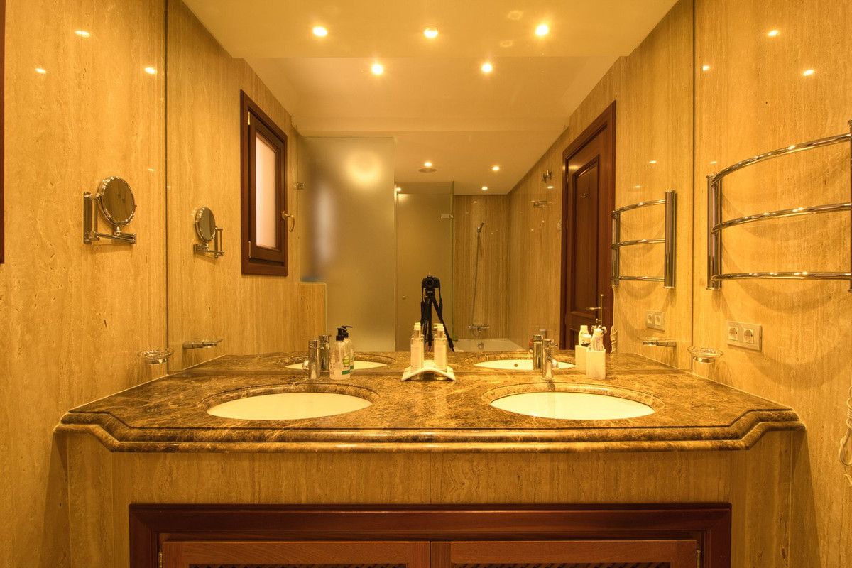 Se vende Apartamento Planta Baja de 2 dormitorios en Costa Del Sol, Málaga, España