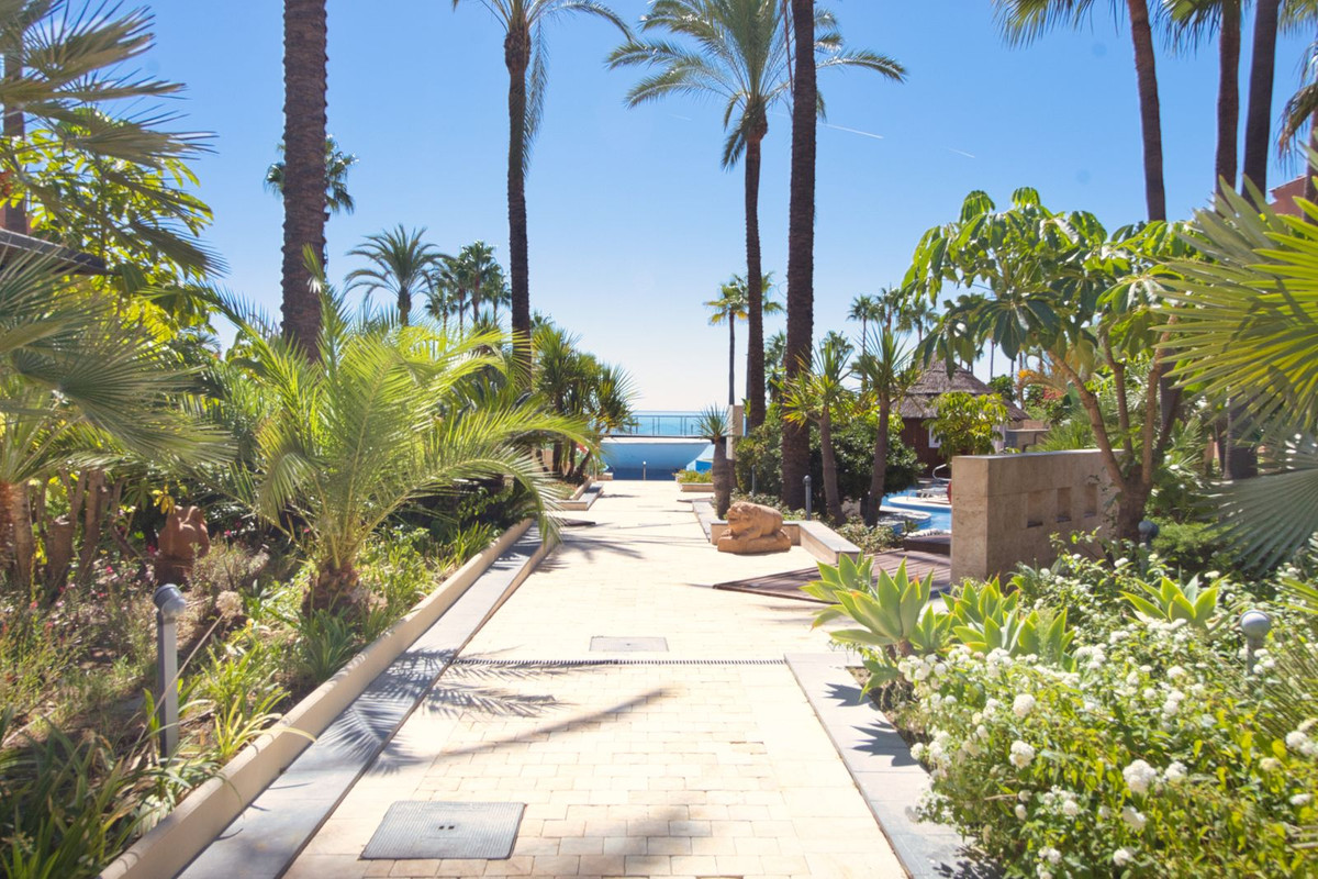 Se vende Apartamento Planta Baja de 2 dormitorios en Costa Del Sol, Málaga, España