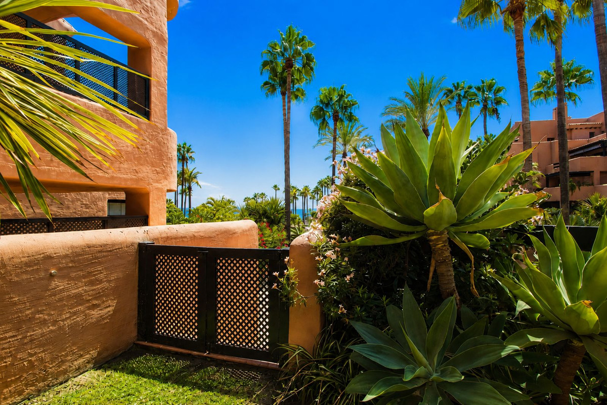 Se vende Apartamento Planta Baja de 2 dormitorios en Costa Del Sol, Málaga, España