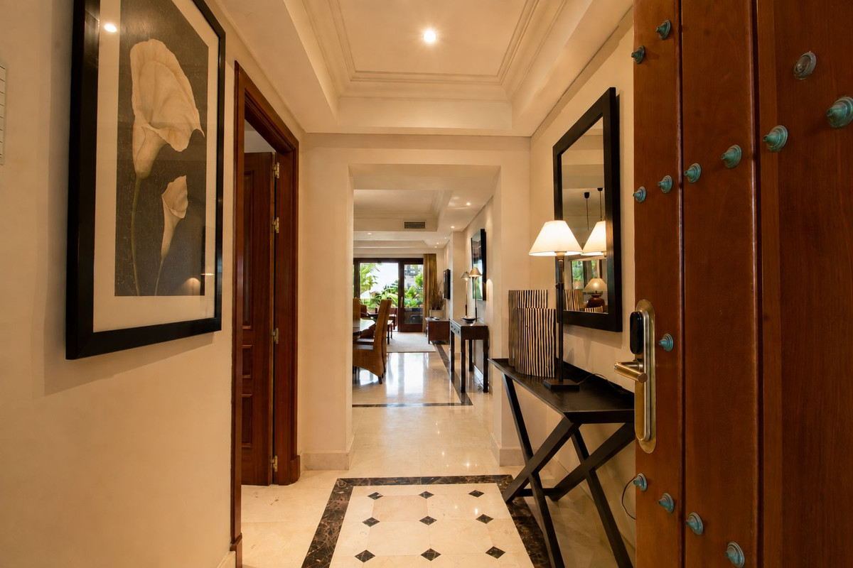 Se vende Apartamento Planta Baja de 2 dormitorios en Costa Del Sol, Málaga, España