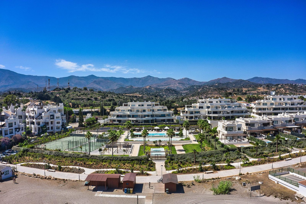 3 Bed Apartment for sale in Estepona Costa Del Sol, Málaga, Spain