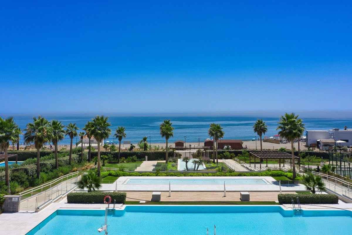 3 Bed Apartment for sale in Estepona Costa Del Sol, Málaga, Spain