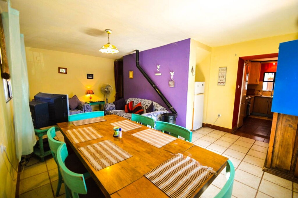 9 Bed Townhouse for sale in Antequera Costa Del Sol, Málaga, Spain
