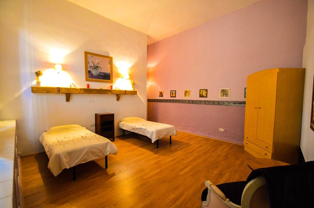 9 Bed Townhouse for sale in Antequera Costa Del Sol, Málaga, Spain