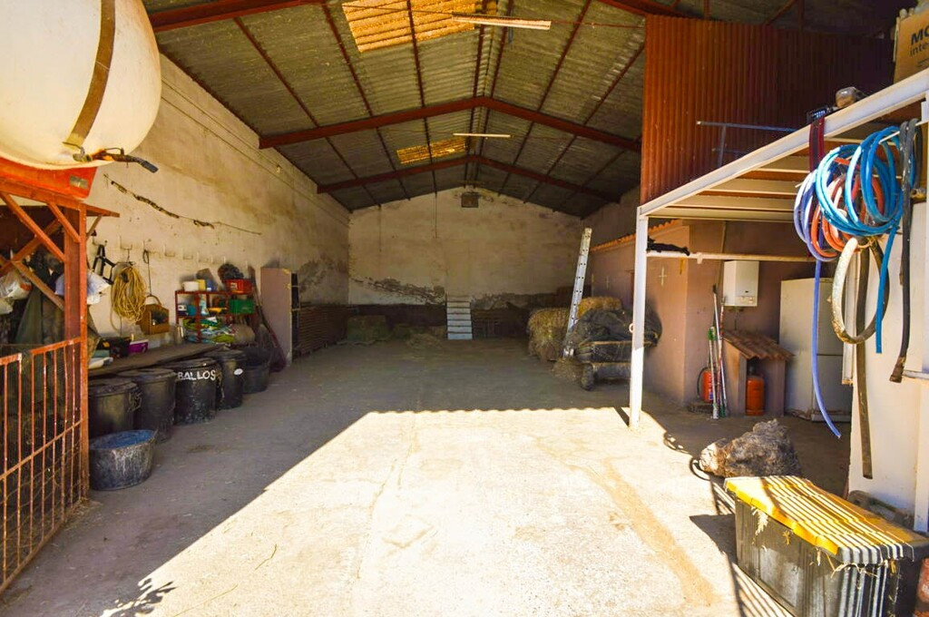 9 Bed Townhouse for sale in Antequera Costa Del Sol, Málaga, Spain