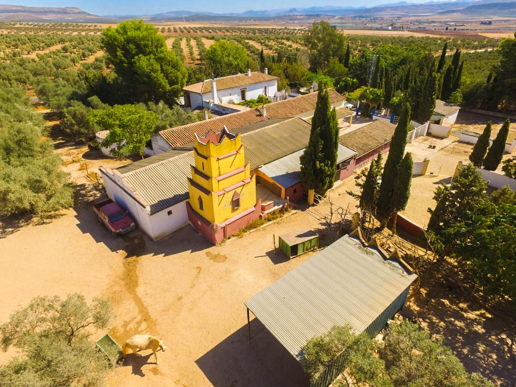 9 Bed Townhouse for sale in Antequera Costa Del Sol, Málaga, Spain