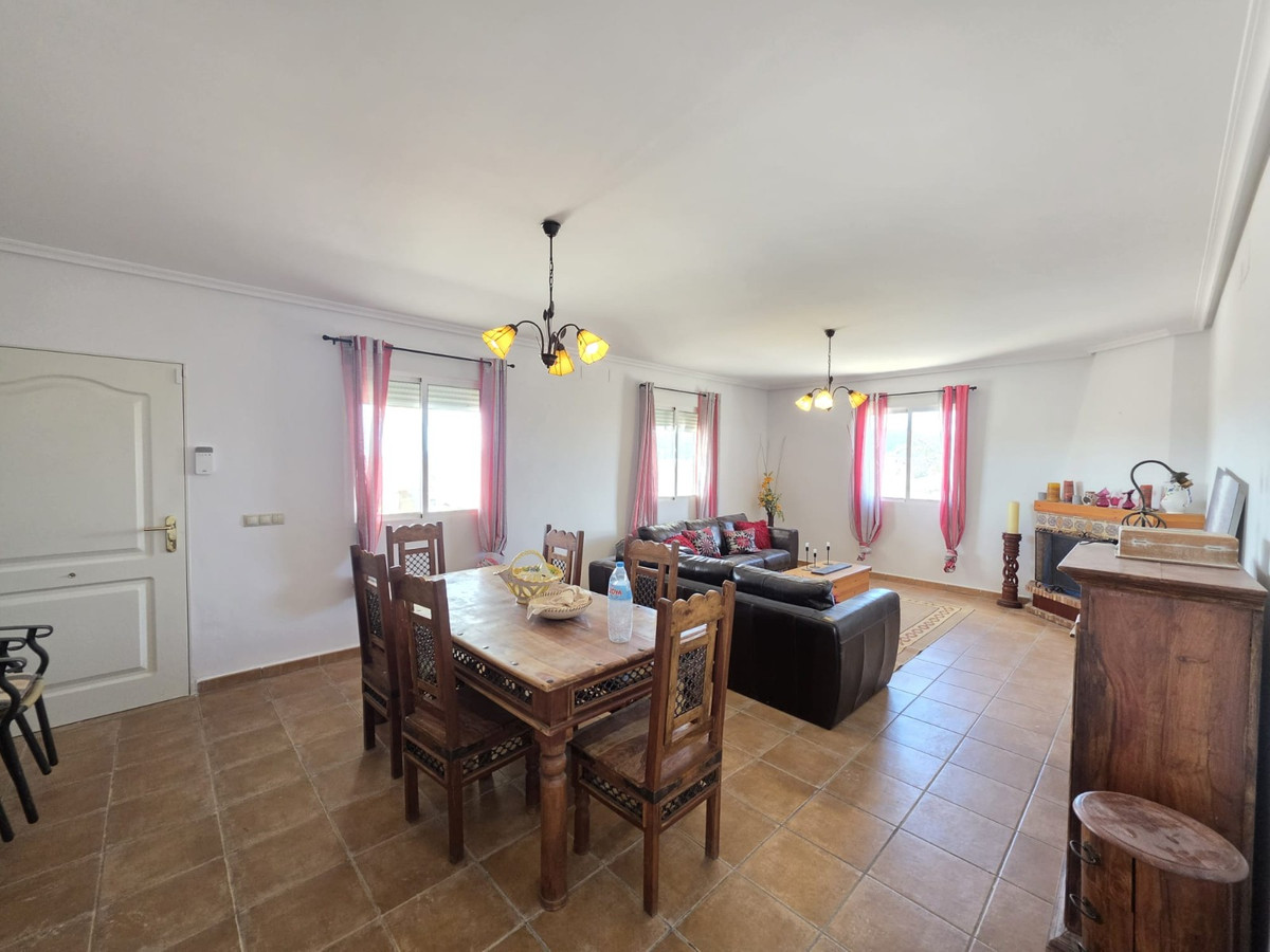 Se vende Villa - Chalet de 3 dormitorios en Costa Blanca, Alicante, España