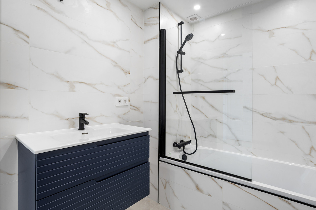 3 Bed Apartment for sale in Nueva Andalucía Costa Del Sol, Málaga, Spain