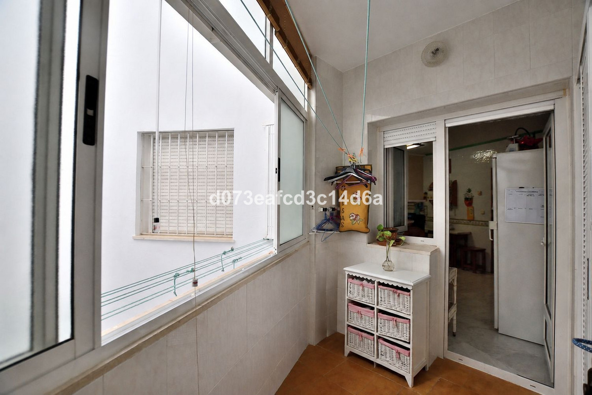 3 Bed Apartment for sale in Ronda Costa Del Sol, Málaga, Spain