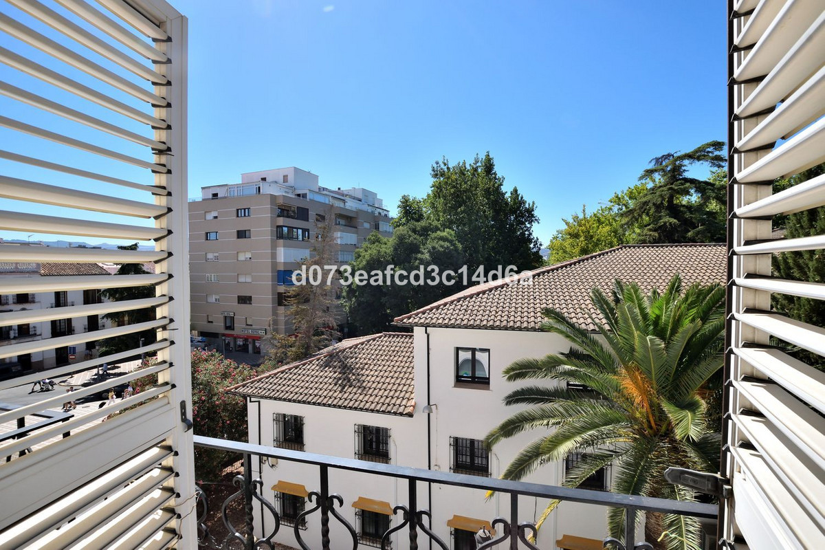 3 Bed Apartment for sale in Ronda Costa Del Sol, Málaga, Spain