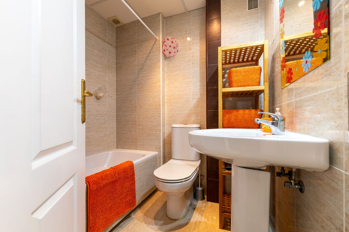 4 Bed Townhouse for sale in Málaga Centro Costa Del Sol, Málaga, Spain