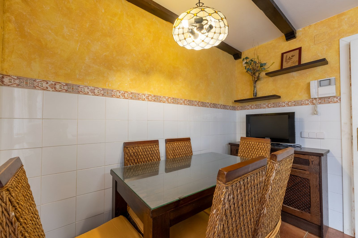 4 Bed Townhouse for sale in Málaga Centro Costa Del Sol, Málaga, Spain