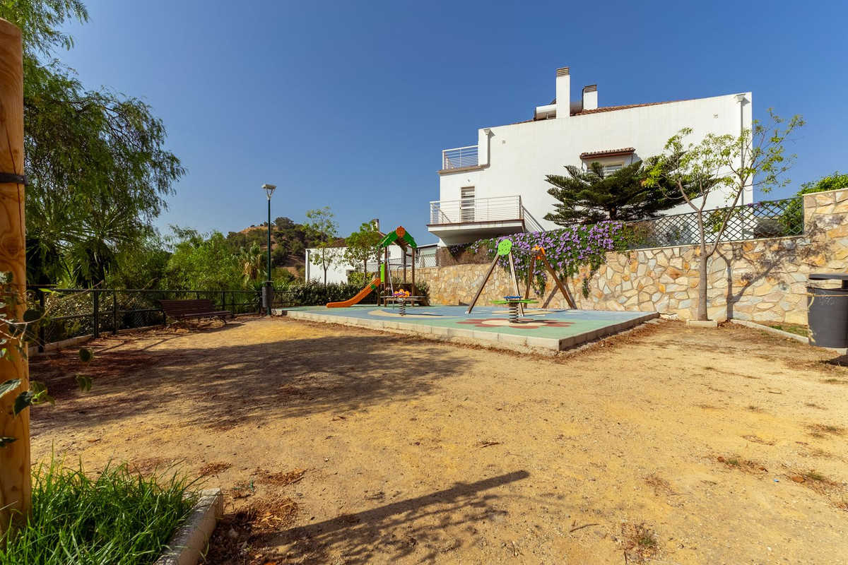 4 Bed Townhouse for sale in Málaga Centro Costa Del Sol, Málaga, Spain